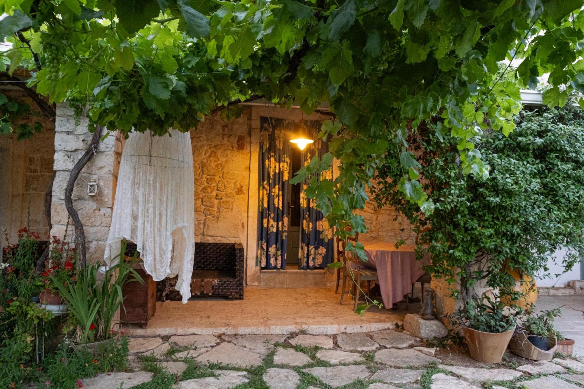 Agriturismo Masseria Carrone Каровиньо Экстерьер фото